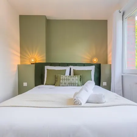 3 Bedroom House With Garden Near Lille + Garage Lambersart