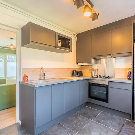 Casa de hóspedes 3 Bedroom House With Garden Near Lille + Garage