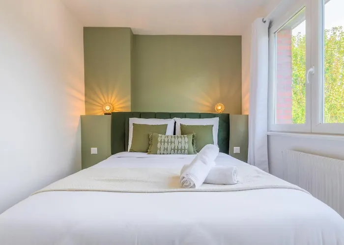 3 Bedroom House With Garden Near Lille + Garage Lambersart