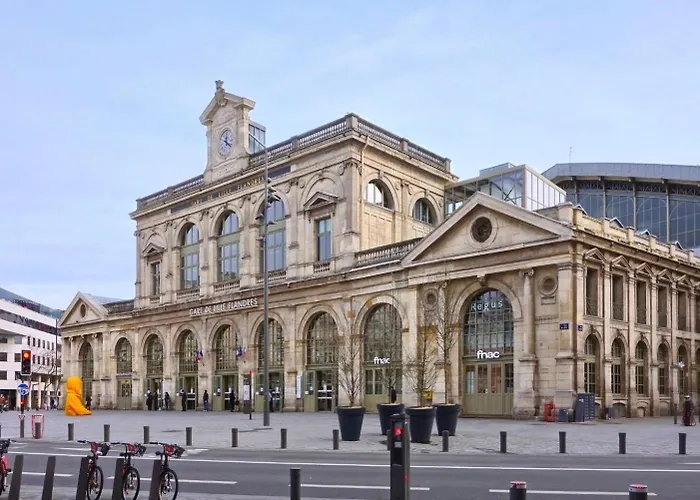 Maison d'hôtes 3 Bedroom House With Garden Near Lille + Garage