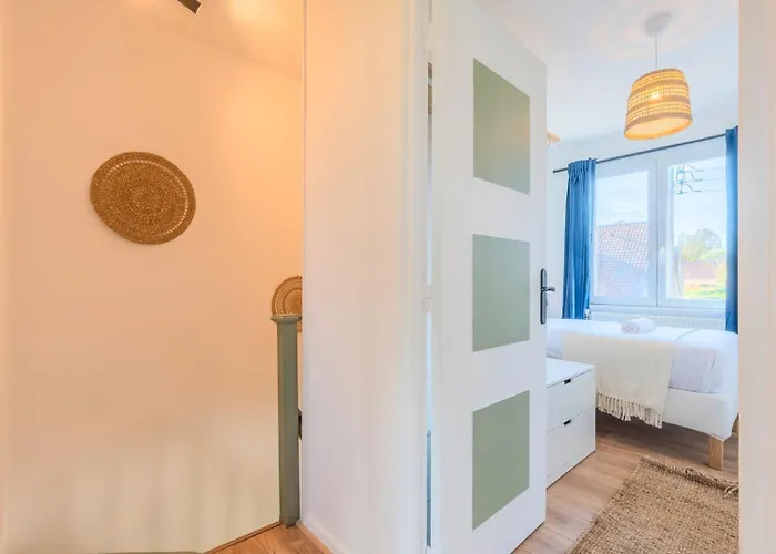 3 Bedroom House With Garden Near Lille + Garage Maison d'hôtes Lambersart