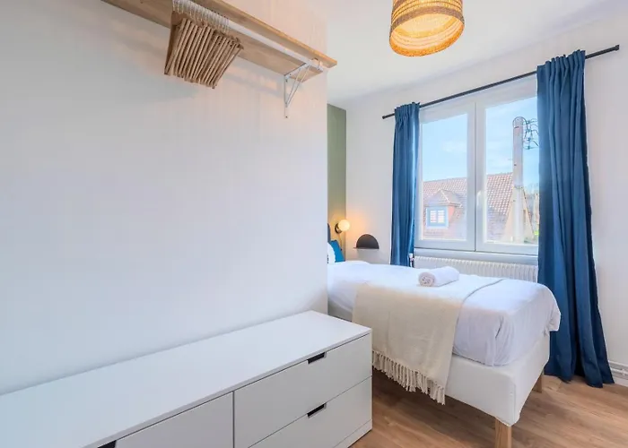 3 Bedroom House With Garden Near Lille + Garage Maison d'hôtes Lambersart