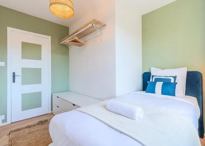 3 Bedroom House With Garden Near Lille + Garage