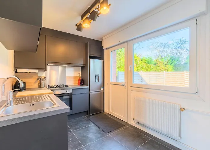 3 Bedroom House With Garden Near Lille + Garage